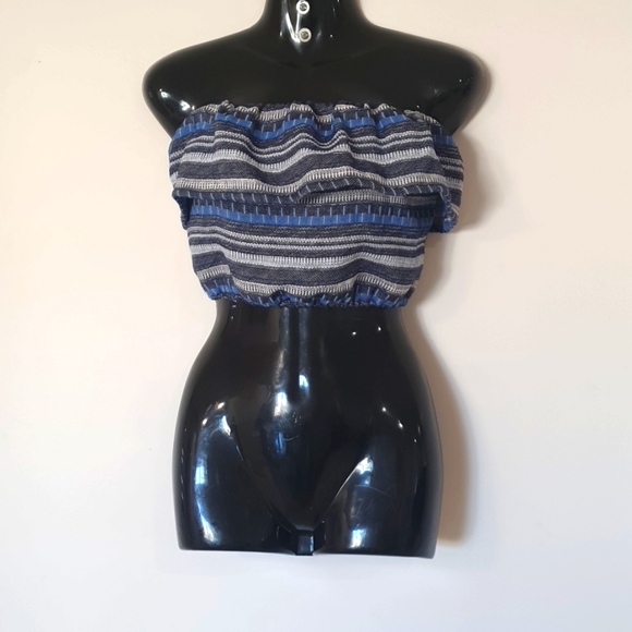 Kookai Tops - Kookai Size 34 (approx 6 8) Blue Stripe Ruffle Crop Top